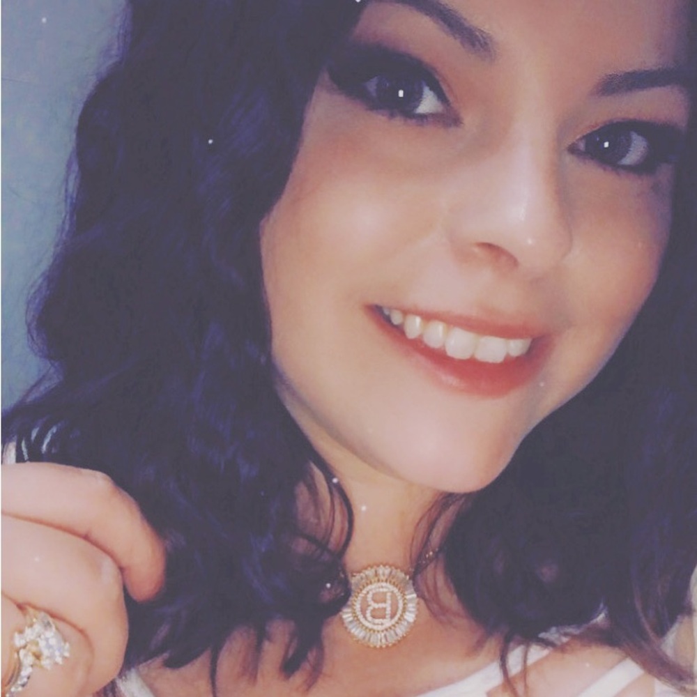 Meet your Posher, Brianna